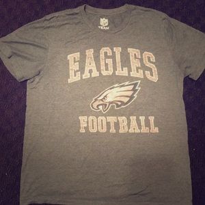 Philadelphia Eagles tee shirt